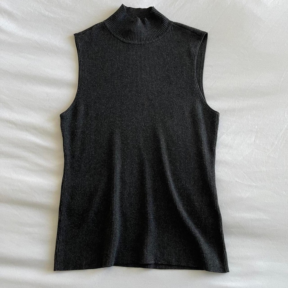 Vintage 90s Chico’s grey ribbed knit mock turtleneck tank